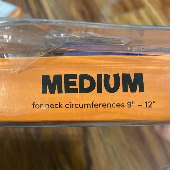 Benchmate Inflatable protective dog & cat collar, size medium, NIB. - Picture 12 of 15